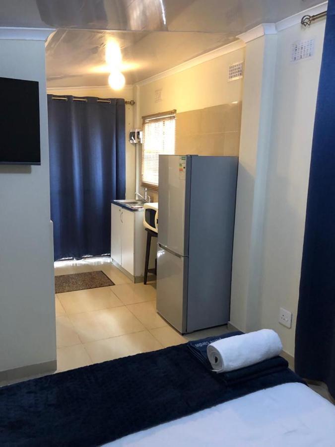 Caleb'S Guesthouse Durban Buitenkant foto